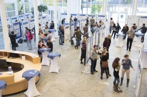 Poster presentation of DKFZ PhD students in the foyer of the Communication Center