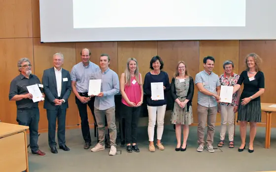 Drei Schulen aus Bensheim, Heidelberg und Mutterstadt können dank der Preisgelder vom MINT-Schulförderpreis innovative Projekte zur Förderung junger Talente im naturwissenschaftlich-technischen Bereich umsetzen.