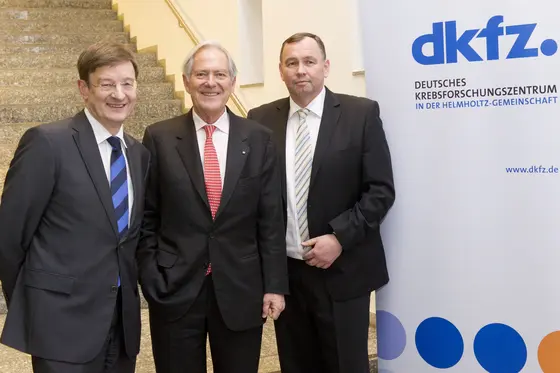 Prof. Otmar Wiestler, Vorstandsvorsitzender DKFZ, Prof. Roland Berger, Prof. Josef Puchta, Administrativ-kaufmännischer Vorstand DKFZ (v.l.n.r.)