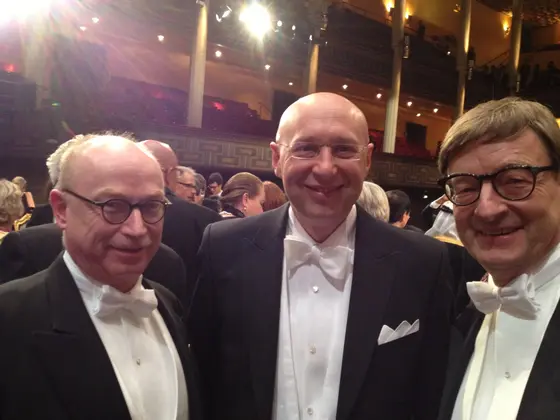 Nobelpreisträger Prof. Stefan Hell (Mitte) zusammen mit dem Präsidenten der Max-Planck-Gesellschaft, Prof. Martin Stratmann (links) und dem DKFZ-Vorstandsvorsitzenden, Prof. Otmar Wiestler (rechts)