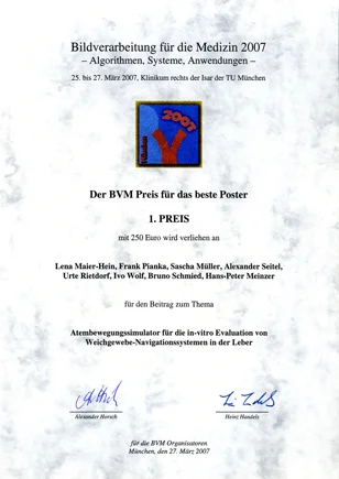 The image is a certificate recognizing the first prize awarded at the "Bildverarbeitung für die Medizin 2007" conference. It honors Lena Maier-Hein and others for the best poster contribution on a topic related to a simulation for evaluating navigation systems in the liver, with a prize of 250 Euros.