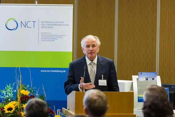 Der Präsident des Roche-Verwaltungsrates, Franz Humer, begrüßte das Kooperationsabkommen
