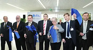 Prof. Dr. J. Rüdiger Siewert, Werner Pfisterer, Stefan Mappus, Dr. Karl Lamers, Prof. Dr. Annette Schavan, Prof. Dr. Otmar D. Wiestler und Dr. Josef Puchta (from left to right)
