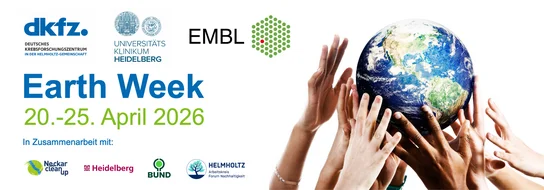 Hände halten die Erde. Earth Week – 20. bis 25. April 2026, Logos von DKFZ, UKHD und EMBL.