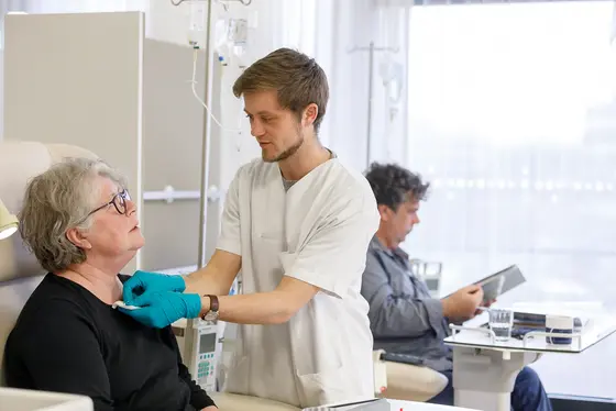 Oncology care in certified centers (here: NCT Heidelberg) is cost-effective