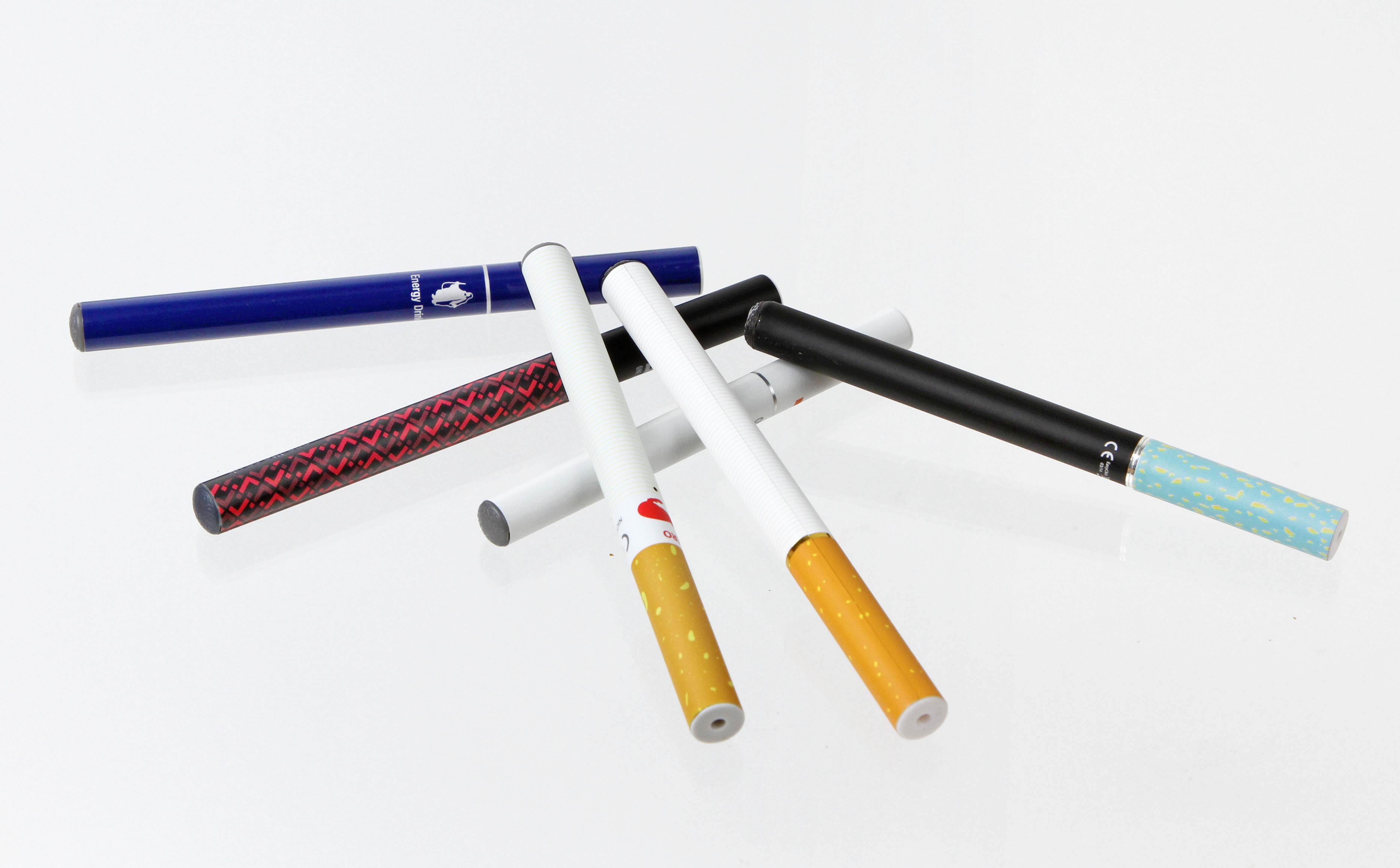 Everyone knows them, and one in five smokers tries them: E-cigarettes in  Germany - German Cancer Research Center